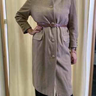 Bež vintage plašč